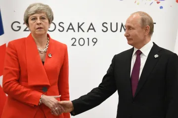 Mayová vyčetla Putinovi otravu Skripala. Kritizovala ho i za dezinformace a kybernetické útoky