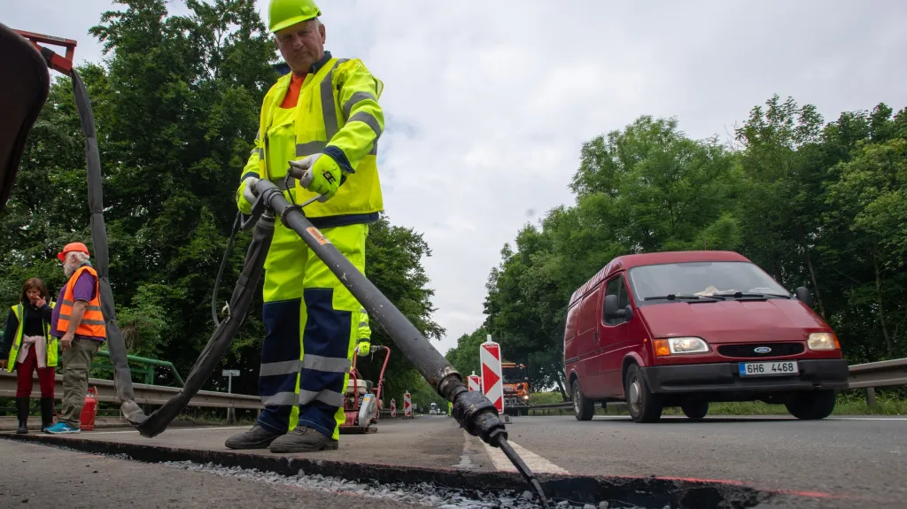 Práce na mostech mezi Vysokým Mýtem a Svitavami