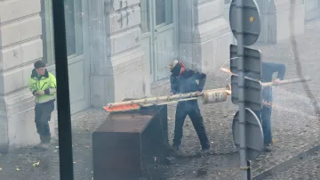 Protesty zemědělců před Evropským parlamentem během summitu Evropské unie