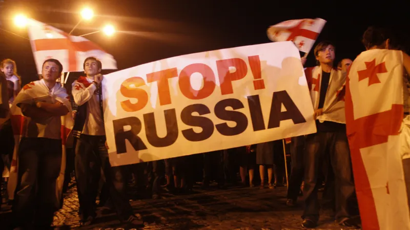 Protesty v Tbilisi proti ruské invazi do Gruzie v srpnu 2008