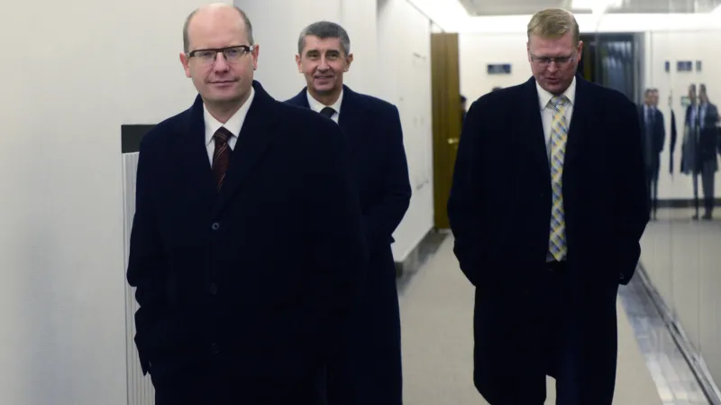 Bohuslav Sobotka (ČSSD), Andrej Babiš (ANO) a Pavel Bělobrádek (KDU-ČSL)