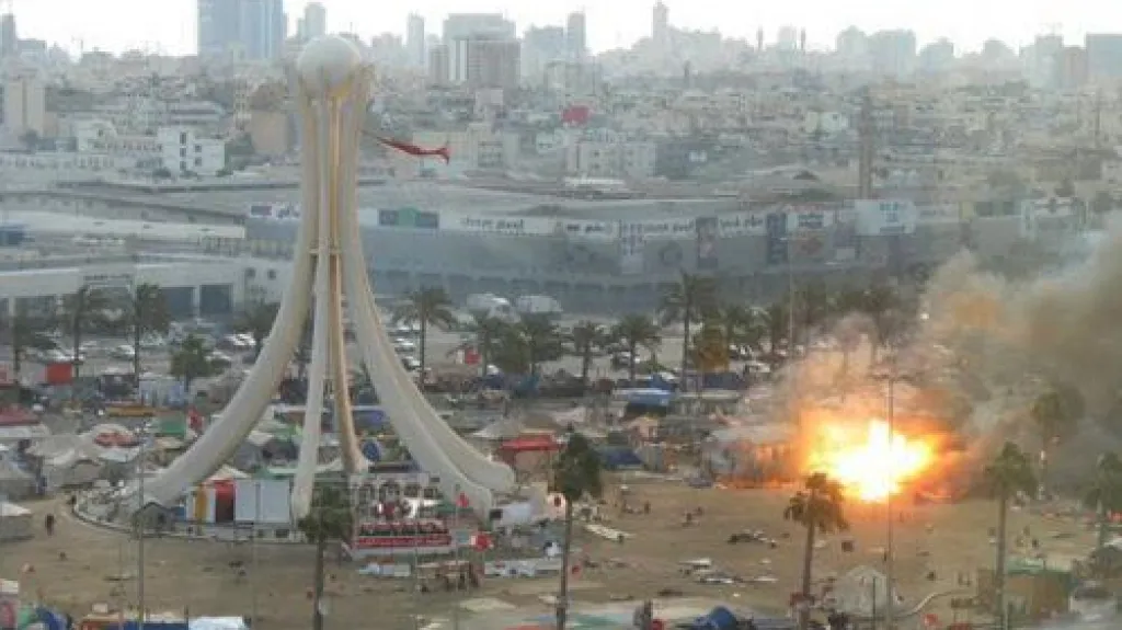 Zásah proti demonstrantům na Perlovém náměstí