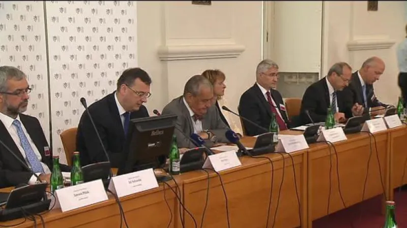 Vystoupení premiéra Nečase