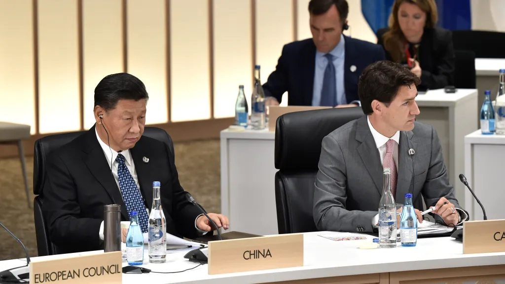 Čínský prezident Si Ťin-pching a kanadský premiér Justin Trudeau