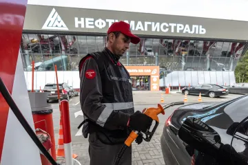 Rusko čelí nedostatku paliv. Ve hře je přechodný zákaz vývozu ropných produktů ze země