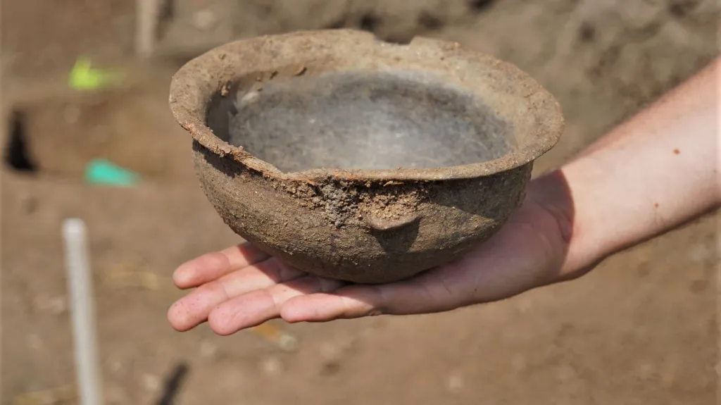 Nálezy archeologů v místě budoucího obchvatu Církvice