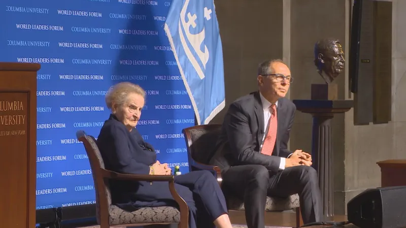 Madeleine Allbrightová a Jan Švejnar