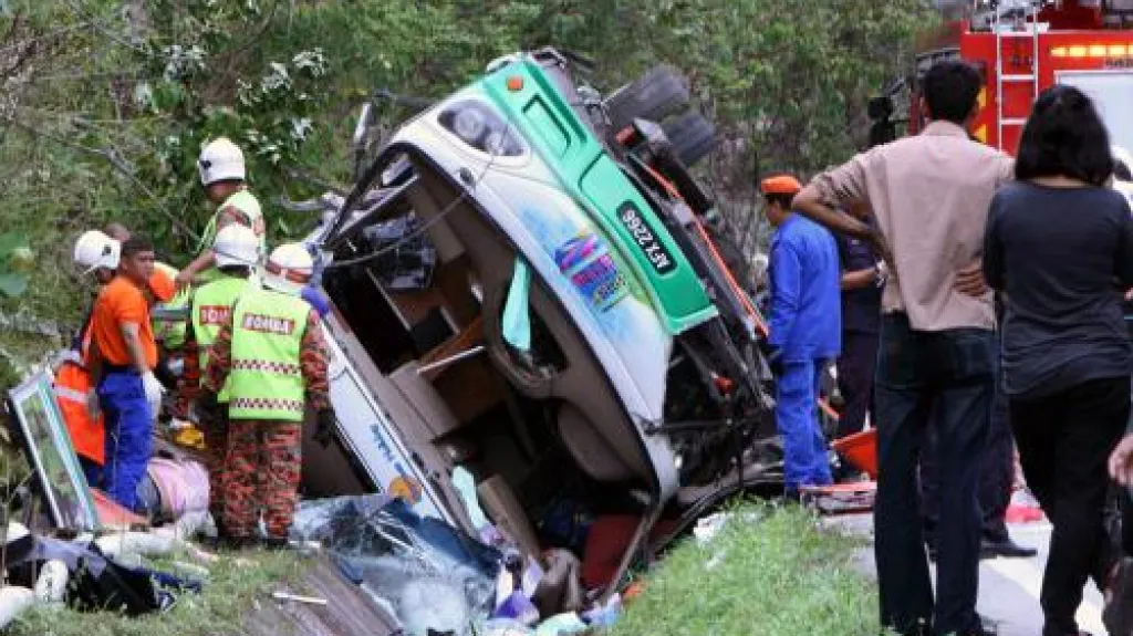 Nehoda autobusu v Malajsii