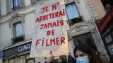 Francouzi protestují proti zákonu o bezpečnosti, obávají se narušení svobody tisku