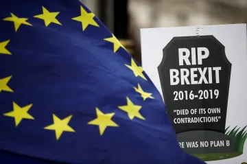 Tvrdý brexit stále visí ve vzduchu. Česká ekonomika by v jeho případě byla pátou nejzasaženější