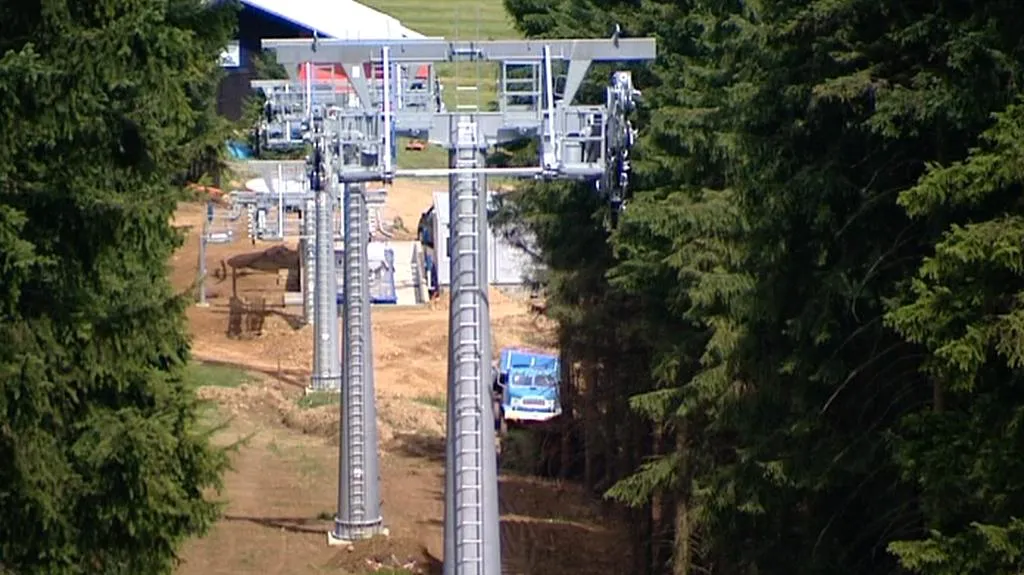 Stavba lanovky na Klínovec