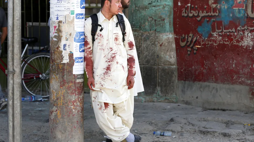 Svědci sebevražedného útoku v Kábulu