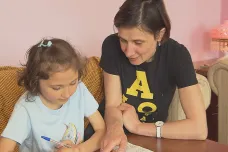 Matka s dětmi je v Česku, otec odminovává Kyjevskou oblast. Příběh rodiny rozdělené válkou pokračuje