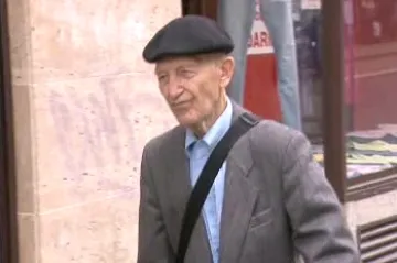 Vláda od ledna opět přidá důchodcům, tentokrát 330 korun