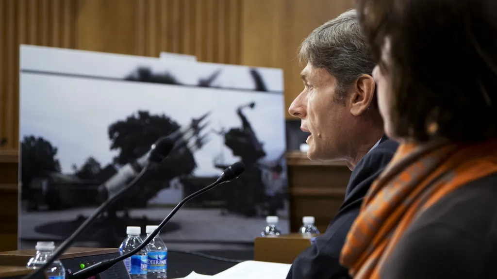 Náměstek pro demokracii a lidská práva Tom Malinowski