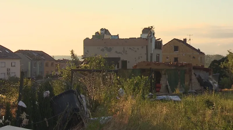 Lužicí na jihu Moravy se prohnalo tornádo