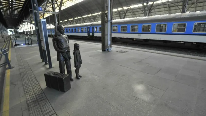 Památník na pražském Hlavním nádraží