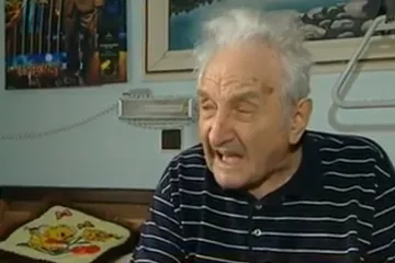 Volil i stoletý senior. Poprvé šel k urnám v roce 1946