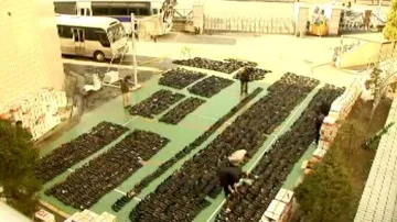 Jihokorejská policie vystavuje stovky párů bot