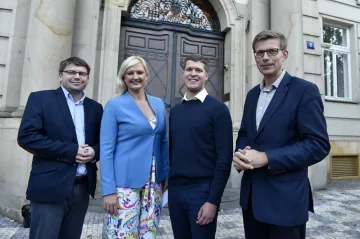 Lídři STAN, ODS, Pirátů a Spojenců se dohodli na koalici ve středních Čechách, hejtmankou bude Pecková