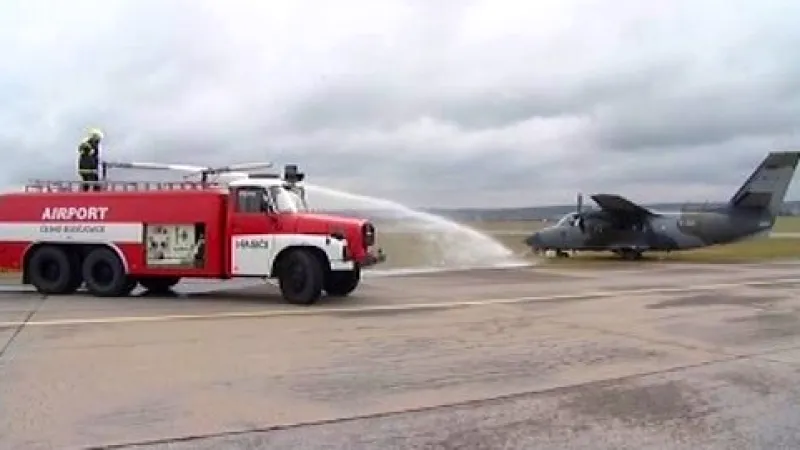 Cvičení na českobudějovickém letišti