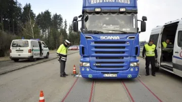 Kontrola kamionu