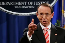 Z ministerstva spravedlnosti USA odchází náměstek Rosenstein, který dohlížel na Muellerovo vyšetřování