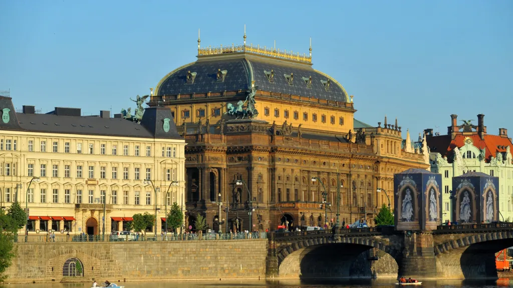 Budova Národního divadla