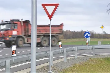Po krnovském obchvatu jezdí řidiči jen pár týdnů, zaznamenal už několik dopravních nehod