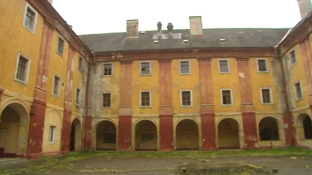 Bývalá jezuitská kolej v Jičíně