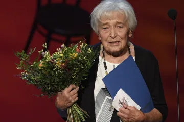 Zemřela herečka Helena Kružíková. V brněnském Národním divadle ztvárnila více než stovku postav