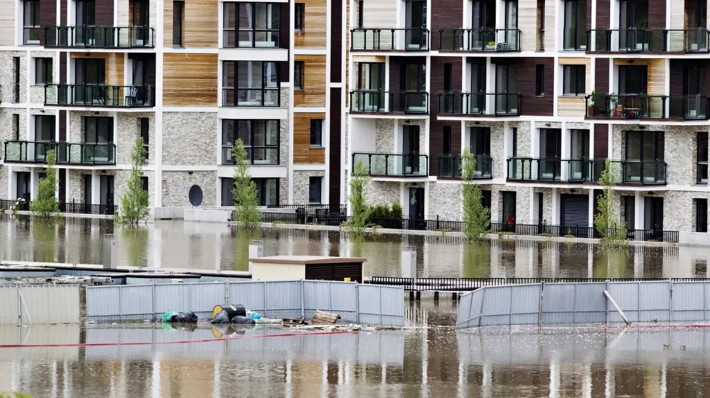 Zaplavené byty v libeňském Docku