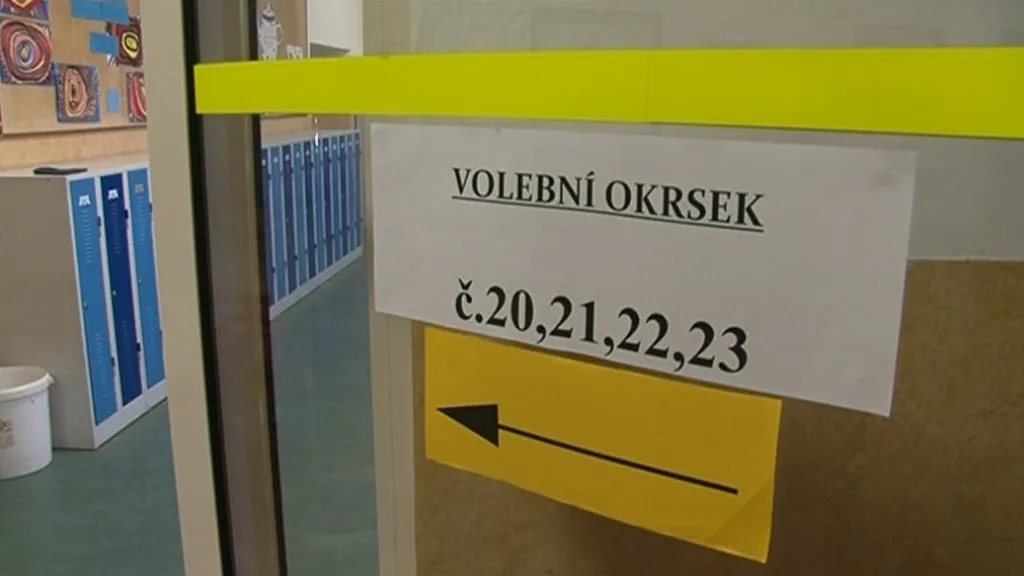 Začaly krajské a senátní volby
