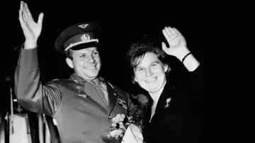 Jurij Gagarin a Valentina Těreškovová