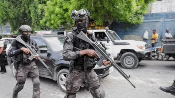 Bezpečnostní složky v hlavním městě Haiti Port-au-Prince
