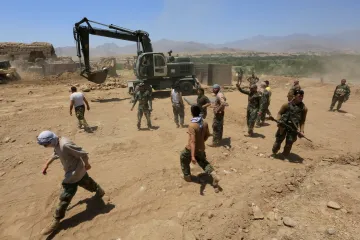 Taliban dobyl regionální centrum Herát a blíží se ke Kábulu