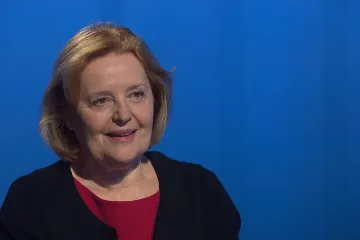 Vašáryová: Ficova demise stačit nebude. Opozice je však „podivná“ a volby mohou vytáhnout fašisty