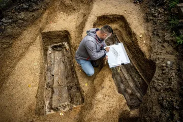 Hroby bývalého centrálního hřbitova Liberce zůstanou pod parkem. Na pohřebiště by mohla upozorňovat tabule