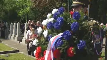 Kladení věnců