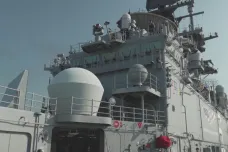 Peking tvrdí, že z Jihočínského moře „odehnal“ americký torpédoborec. USA to popřely