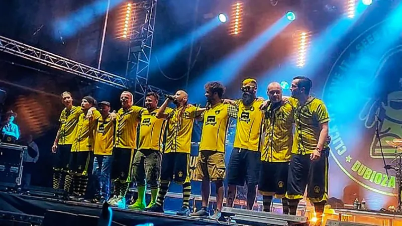 Dubioza Kolektiv s fanoušky