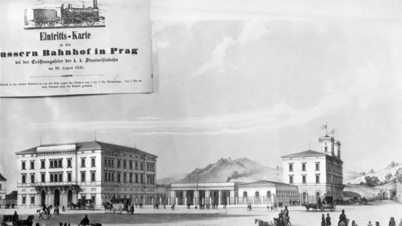 Nádraží, které dnes nese jméno prezidenta Masaryka, bývalo také nádražím Praha-střed či Státním nádražím. Původně ale neslo název nádraží Praha.