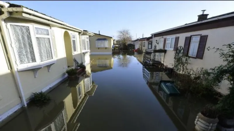 Kytka: Británie zažívá nejdeštivější zimu za 200 let
