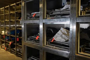 USA jsou „továrnou“ na lidské pozůstatky. Volnost pohání vědu i honbu za ziskem