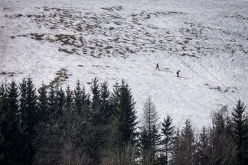 Z Bedřichova po konci vleků odcházejí i hoteloví hosté