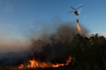 Hasiči zkrotili lesní požár u Madridu