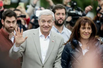 V chilských prezidentských volbách vede krajně pravicový kandidát Kast