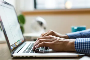 Osobní číslo pro každého zaměstnance. Jednotné měsíční hlášení znamená řadu změn