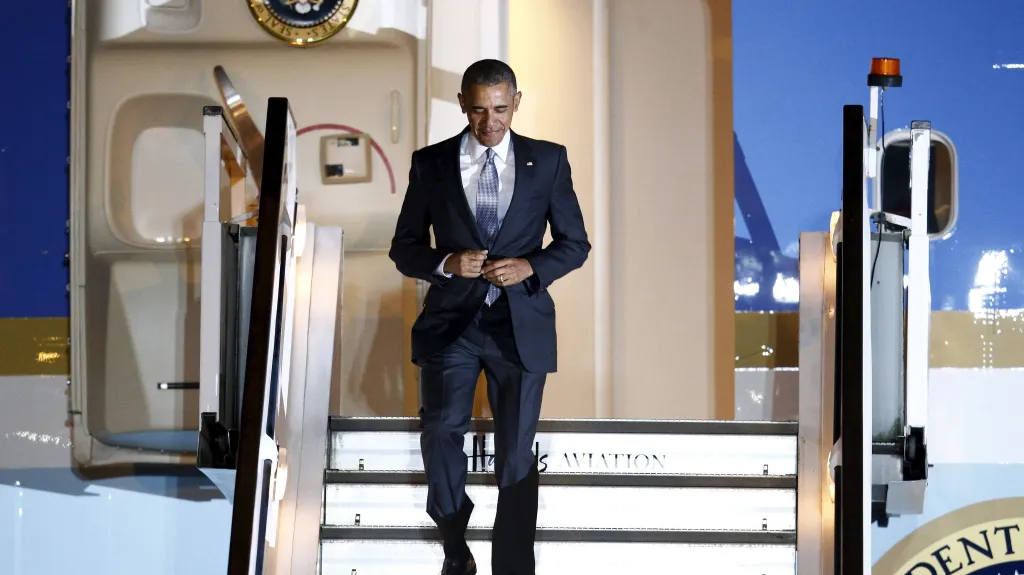 Americký prezident Barack Obama přiletěl do Evropy