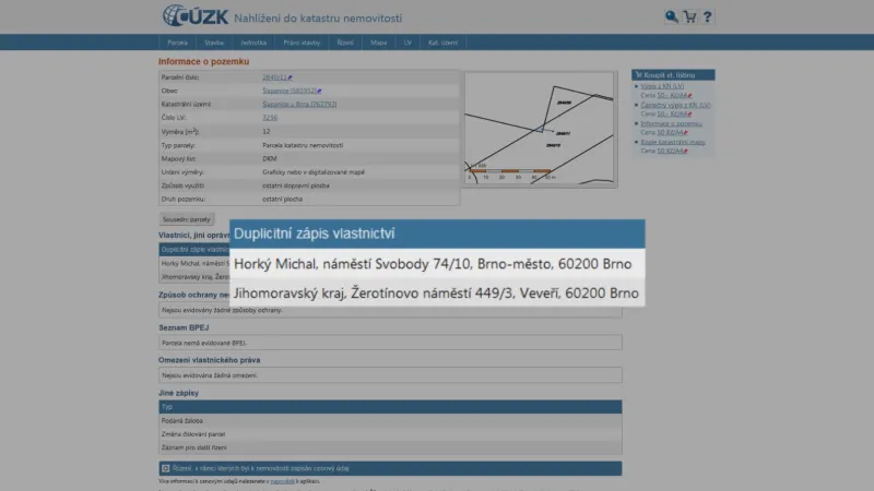 Duplicitní zápis vlastnictví pozemků pod letištěm